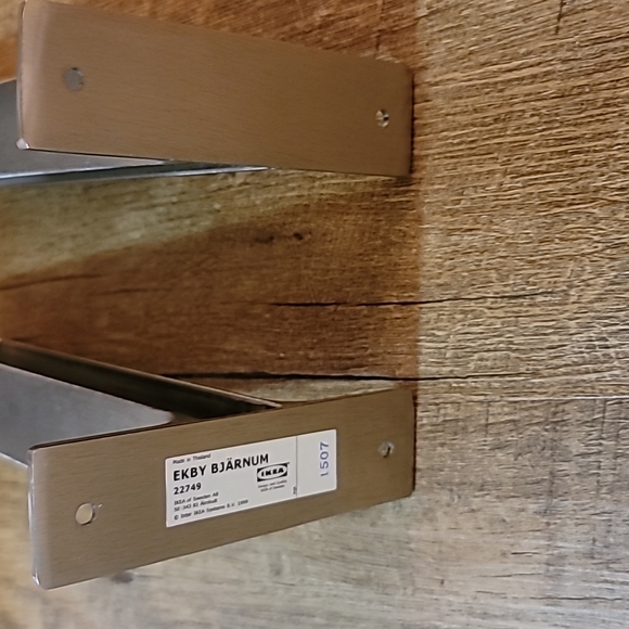 Floating shelves Like New black wood grain brushed aluminum ends set screws MINT - Picture 9 of 17